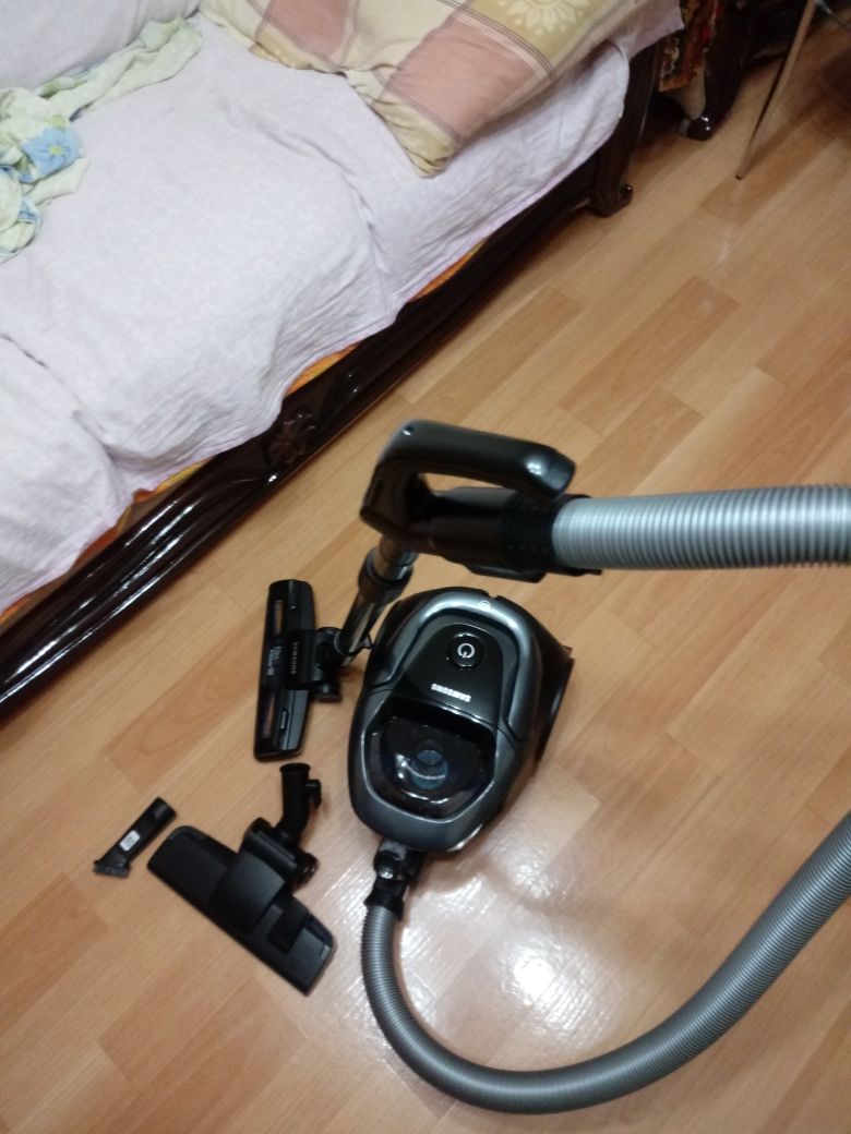 Продам пылесос Samsung