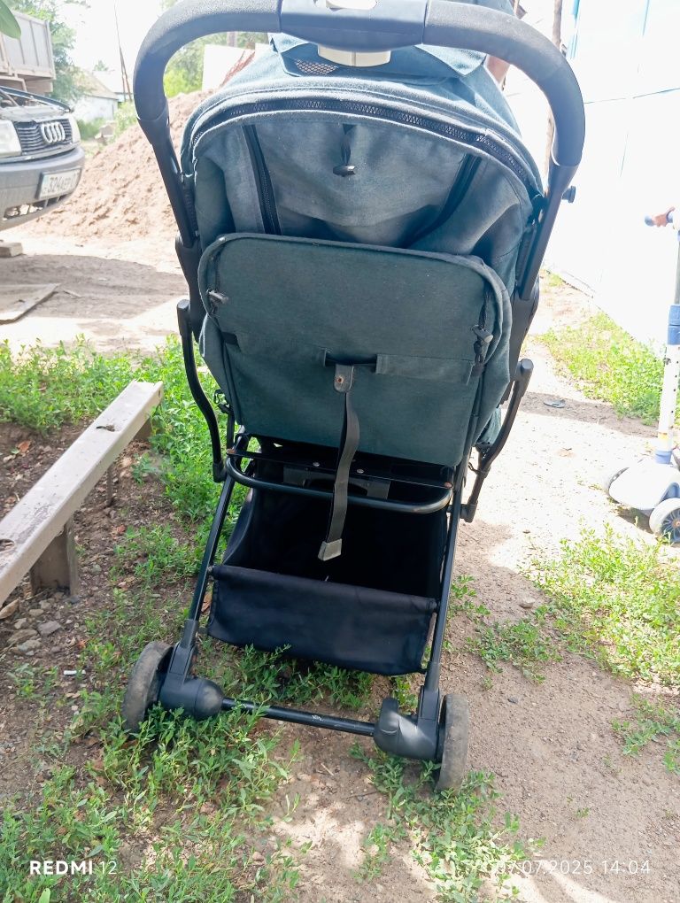 Продам детскую коляску