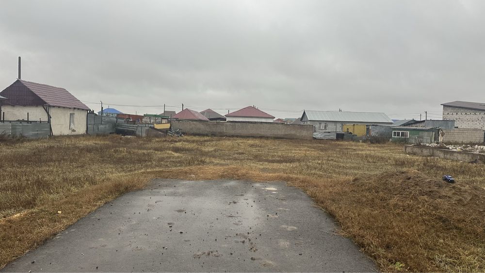 Караоткель в нутри поселка .