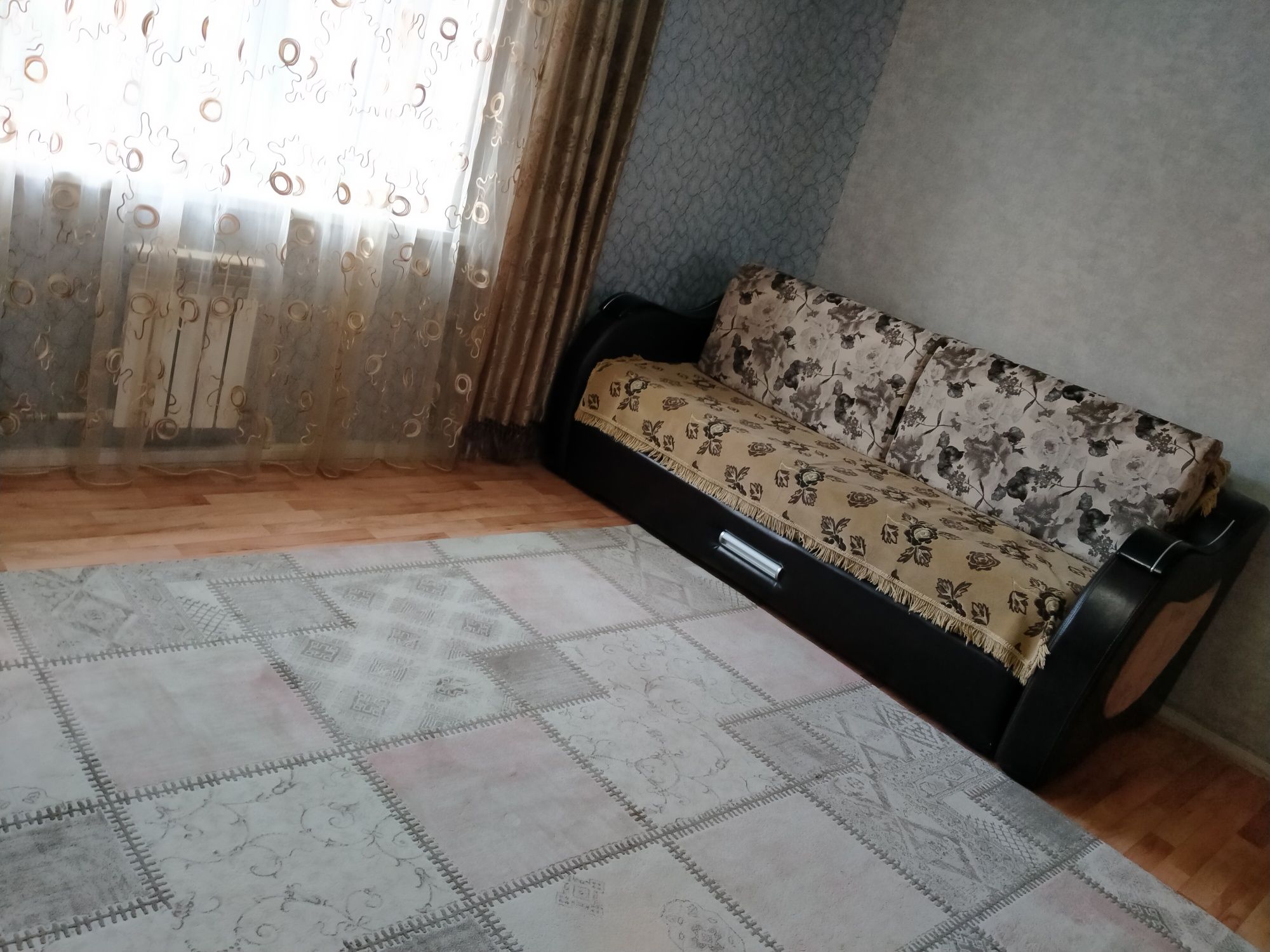 Продам  1комнатную квартиру(евро двушка) .