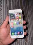 iphone 8 64 гб  Redmi 9a 32gb