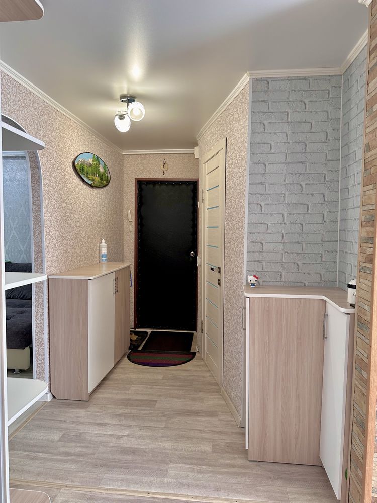 Продам 3-х комнатную квартиру в Заречном + гараж