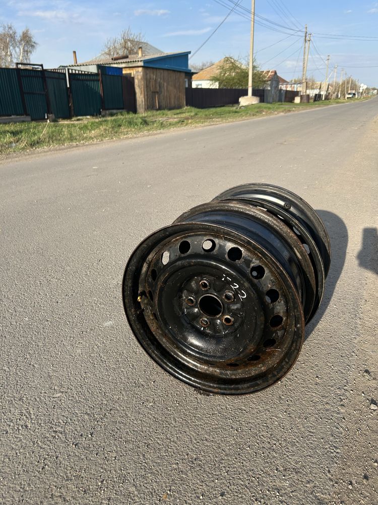 Продается диск 15 размер, 4 штуки новая