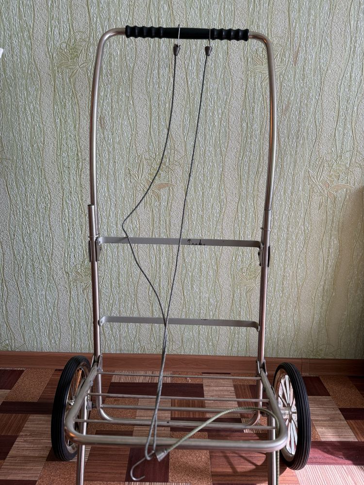 Продам металлическую тележку для перевозки