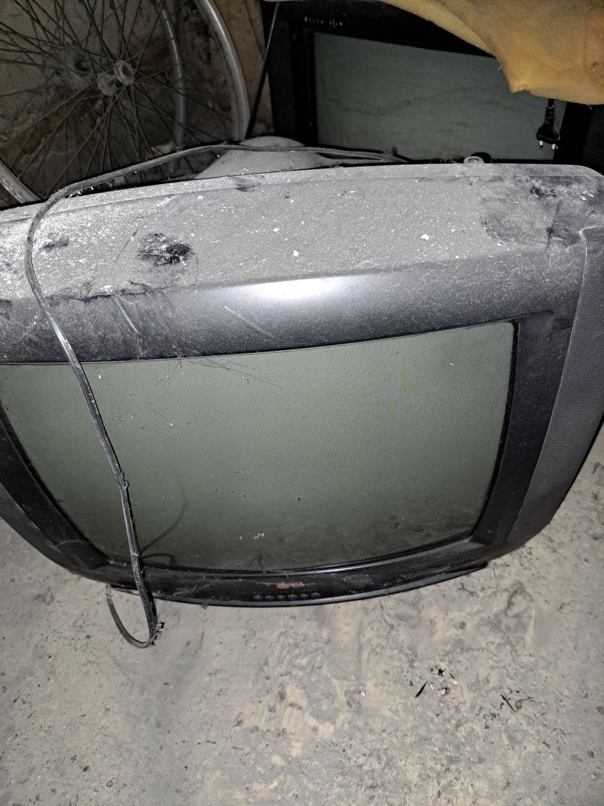 Отдам даром мебель