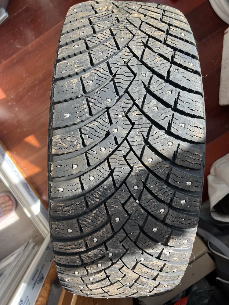 Зимние Pirelli Scorpion lce Zero2.  235 60 R17
