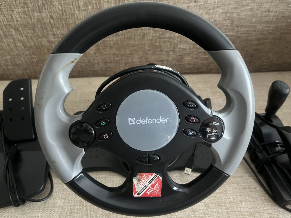 Продам игровой руль Defender