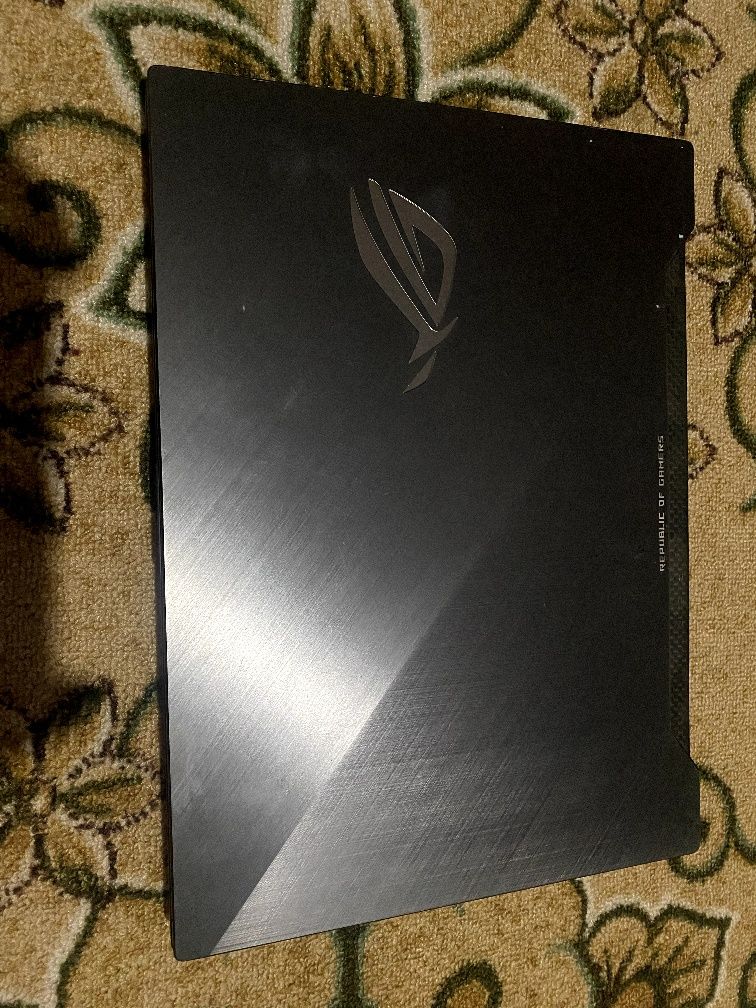 Ноутбук Asus ROG STRIX SCAR 2