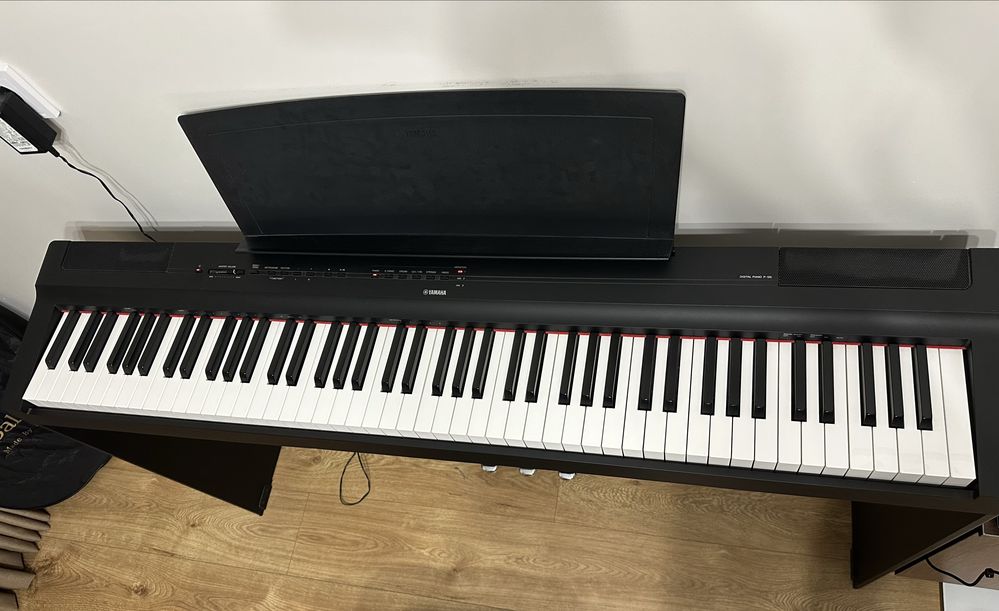 Yamaha P-125 — компактное цифровое пианино,