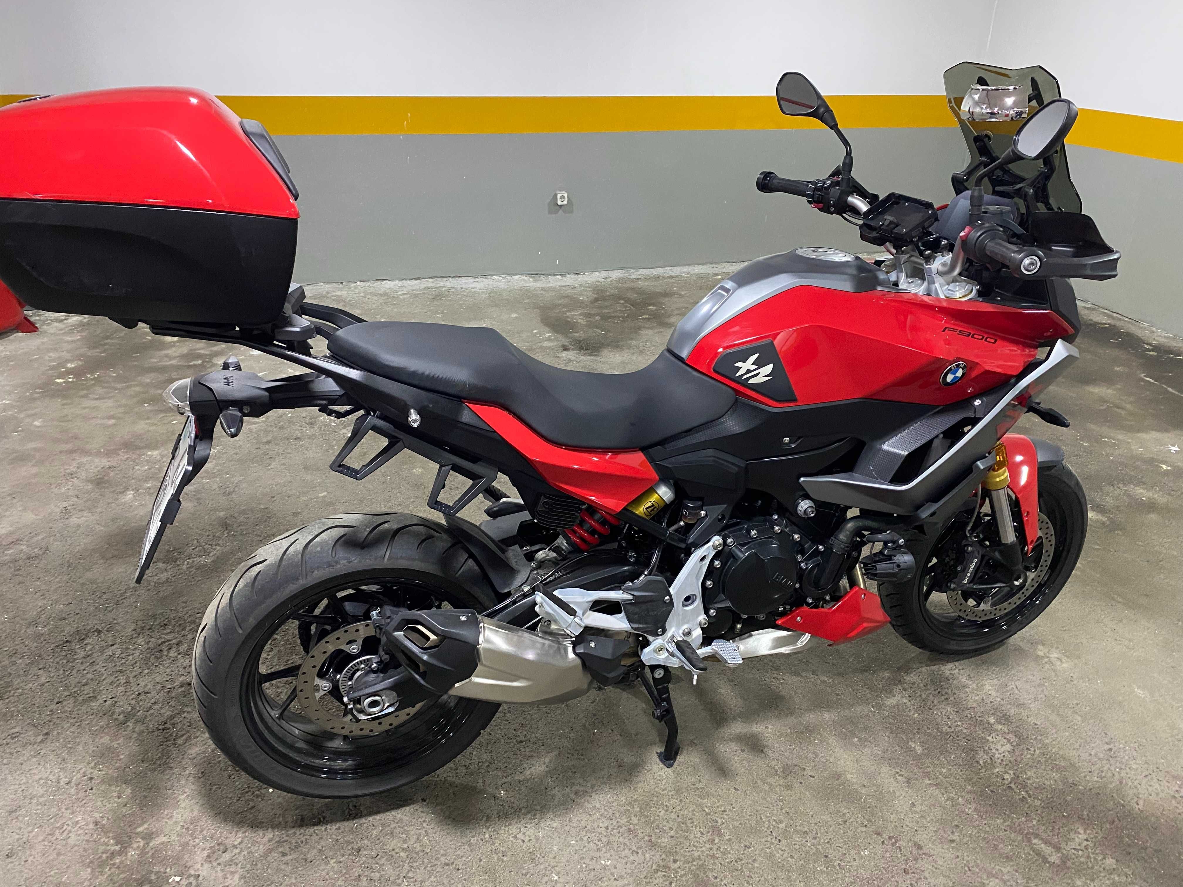 Продам мотоцикл BMW F 900 XR, спорт-турист