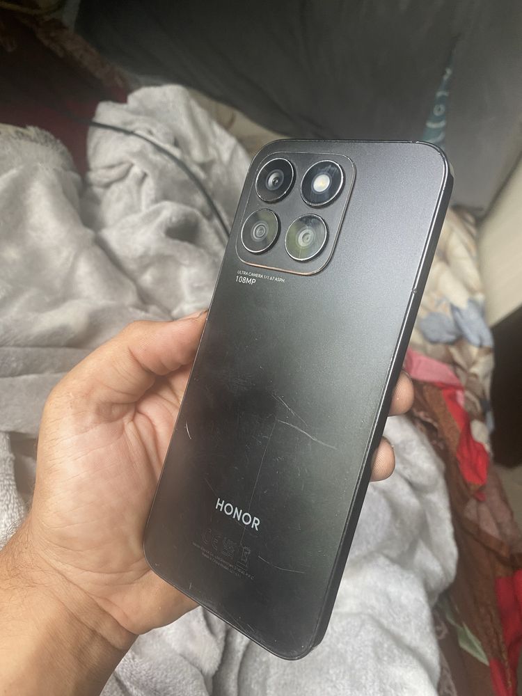 Honor x8b 250gb среднем состоянии