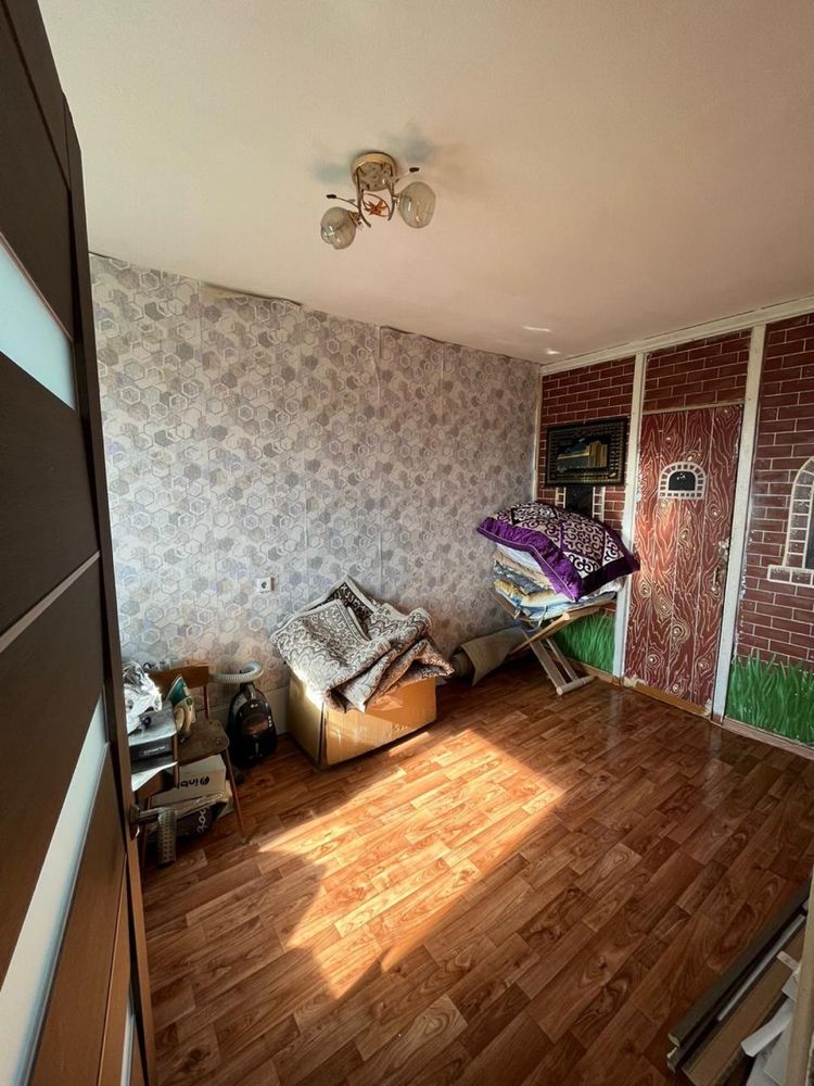 Продам квартиру в районе цемпоселка