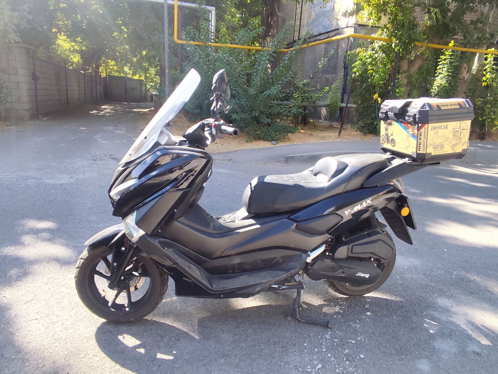 Мопед N max 175 куб