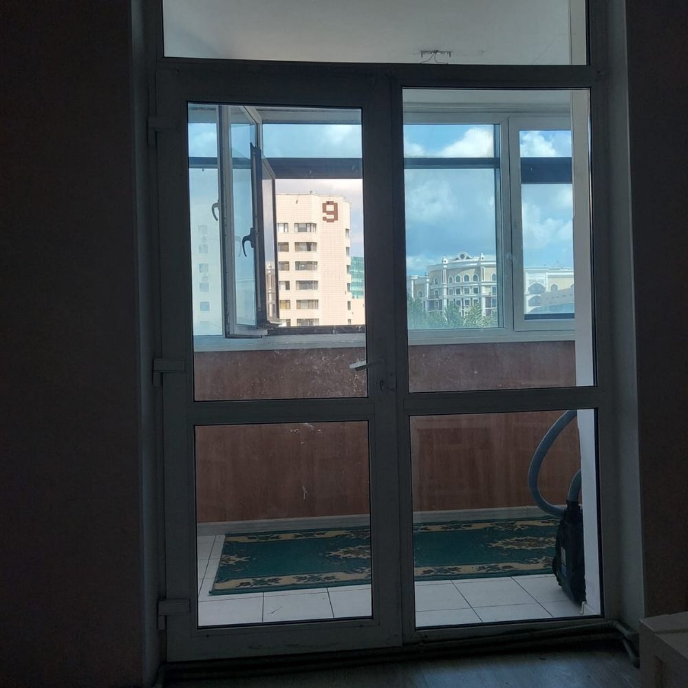 Продаем пластиковве двери
