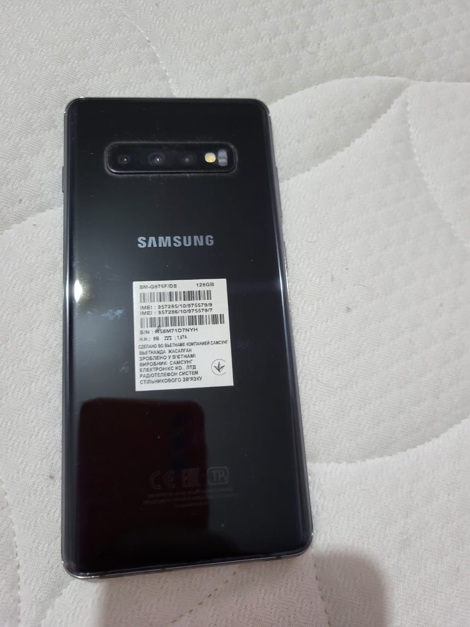 Обменяю самсунг s10+ или продам на самсунг s класса с моей доплатой
