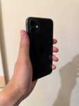 Продаю iPhone 11, 128 ГБ (чёрный) в хорошем состоянии