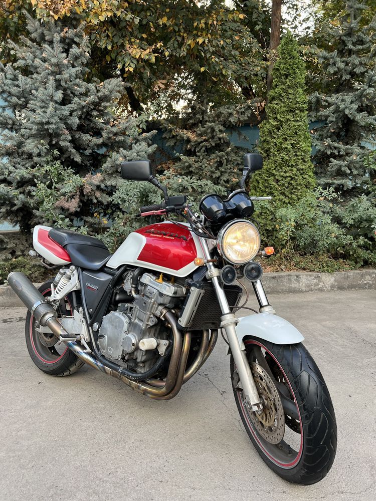 Мотоцикл Свеже Доставлен из Японии HONDA CB1000. Мотосалон в Алматы!