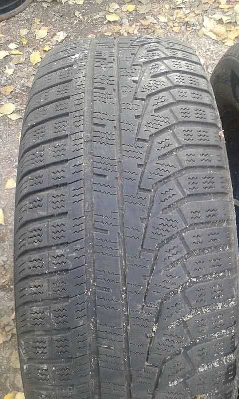 Шины 215/60 R16 - "Hankook Winter iCept EVO2" (Венгрия), зимние.