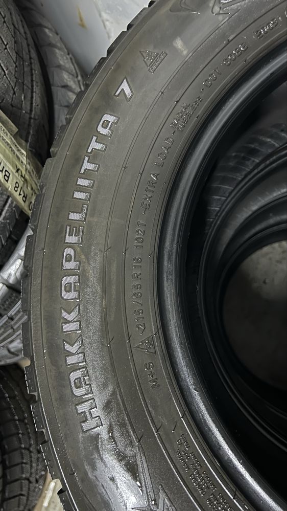 215/65 R16 Комплект зимние шипованные шины Nokian Hakkapeliitta 7