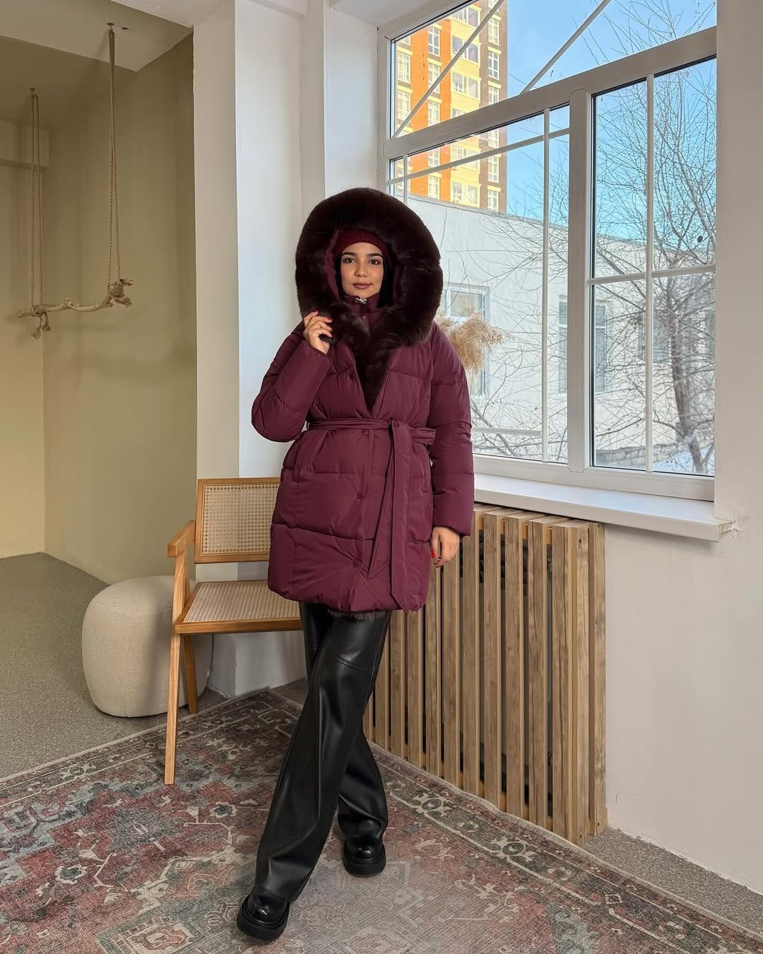 Продам зимнию куртку