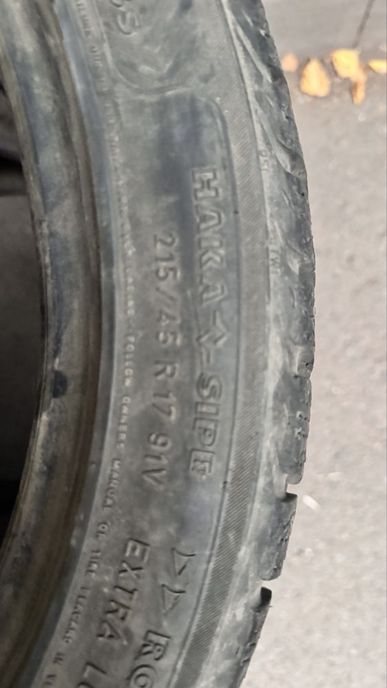 215/45/17 3шт, Нокиан Хаккапелита