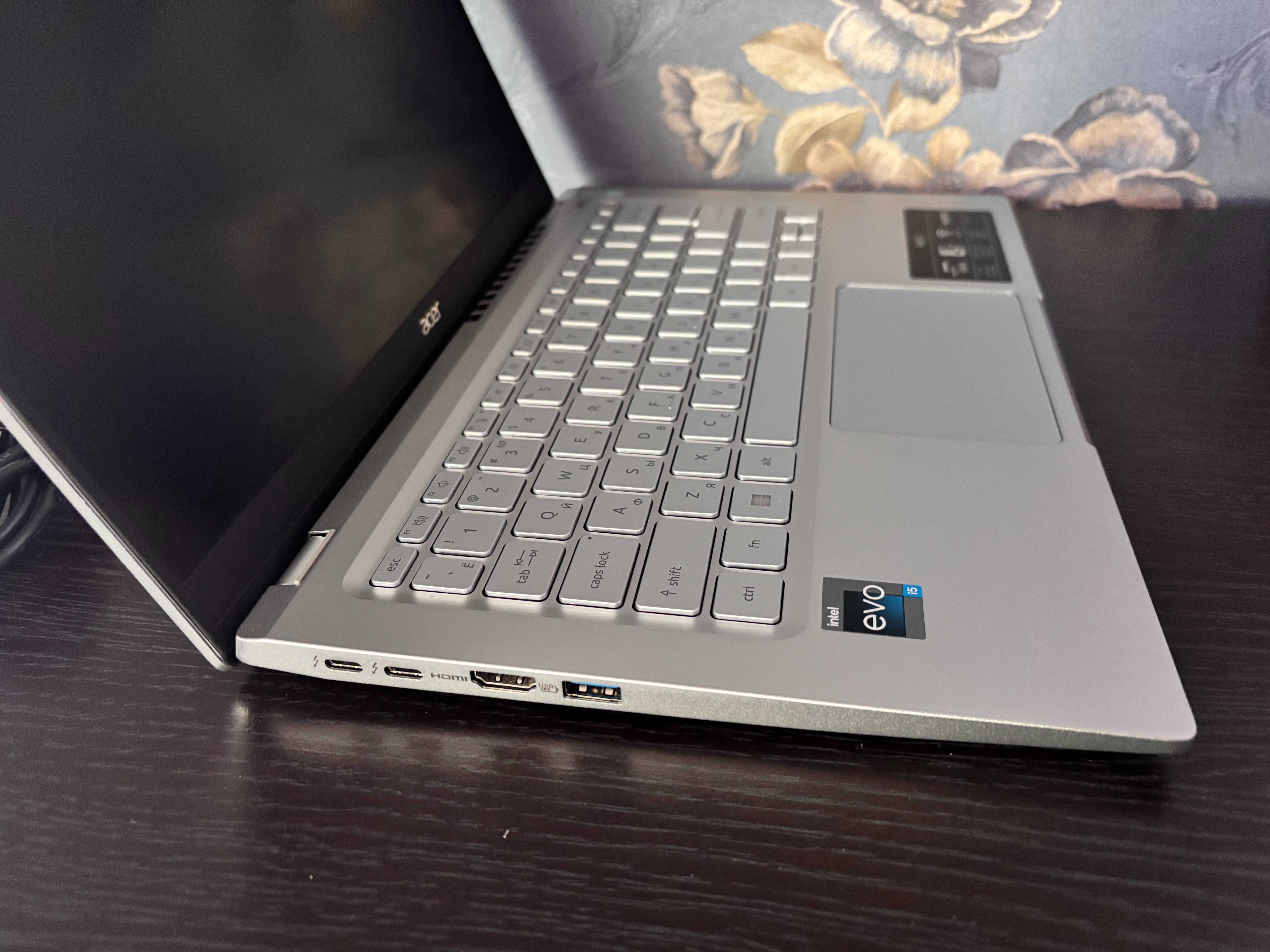 Acer Swift 3. i5 12gen. Iris Xe. Ram 8gb. Экран 2,5к + подарок