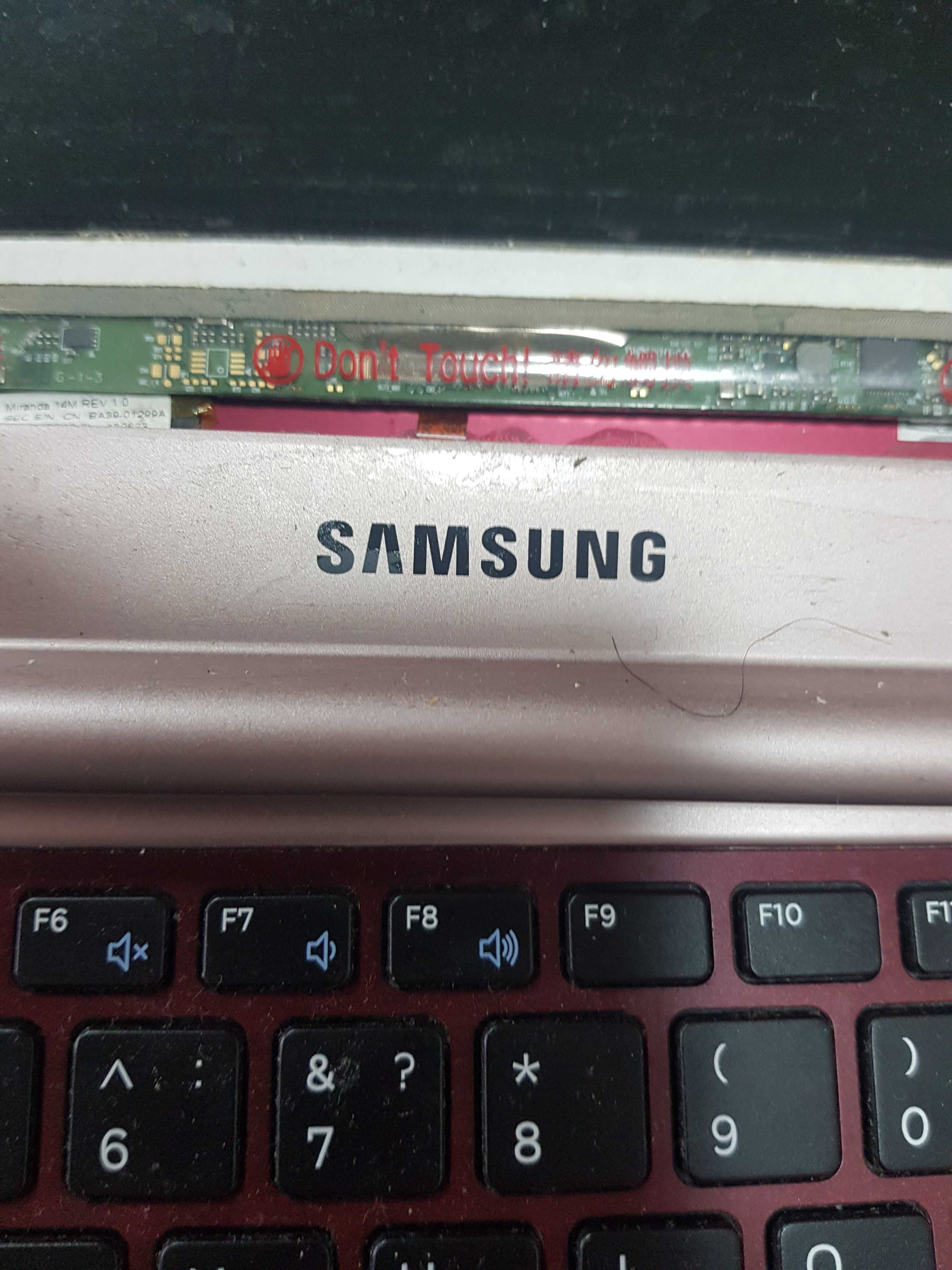 Ноутбук Samsung i 5 NP530 U4E (по запчастям или целиком)