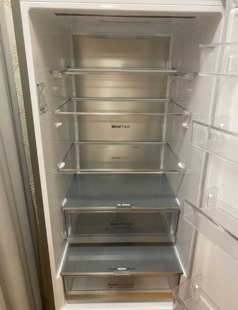 Продам холодильник.
