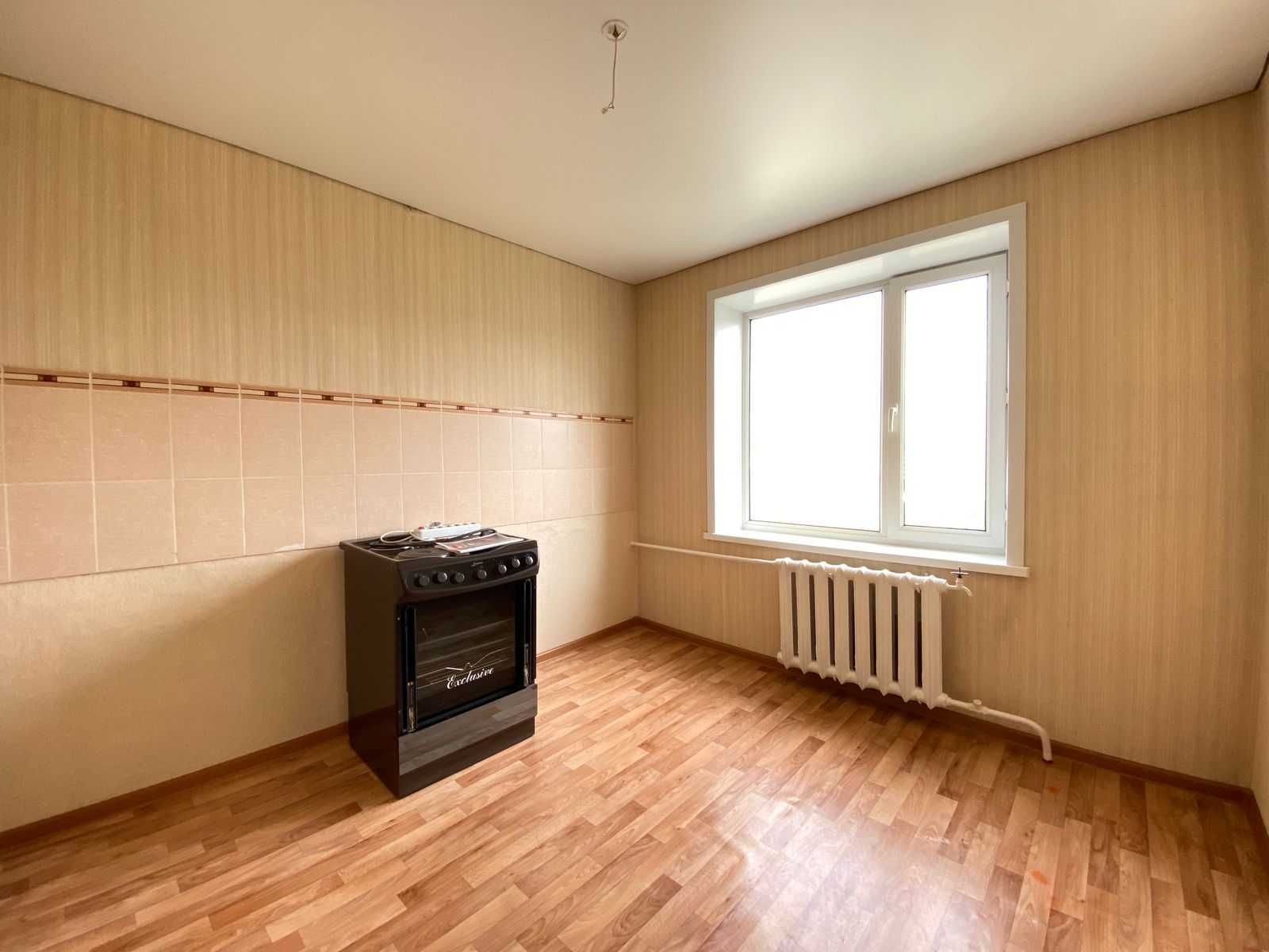 продам 2х комн кв 8мкр Ауэзова 79