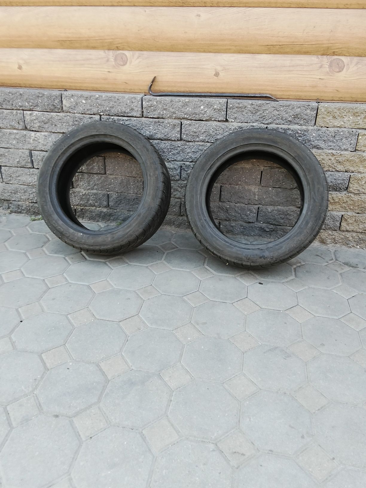 Продам шины 205/50/16