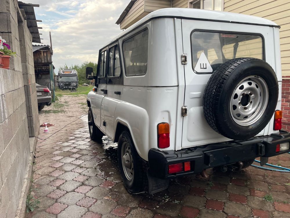 Продам УАЗ хантер