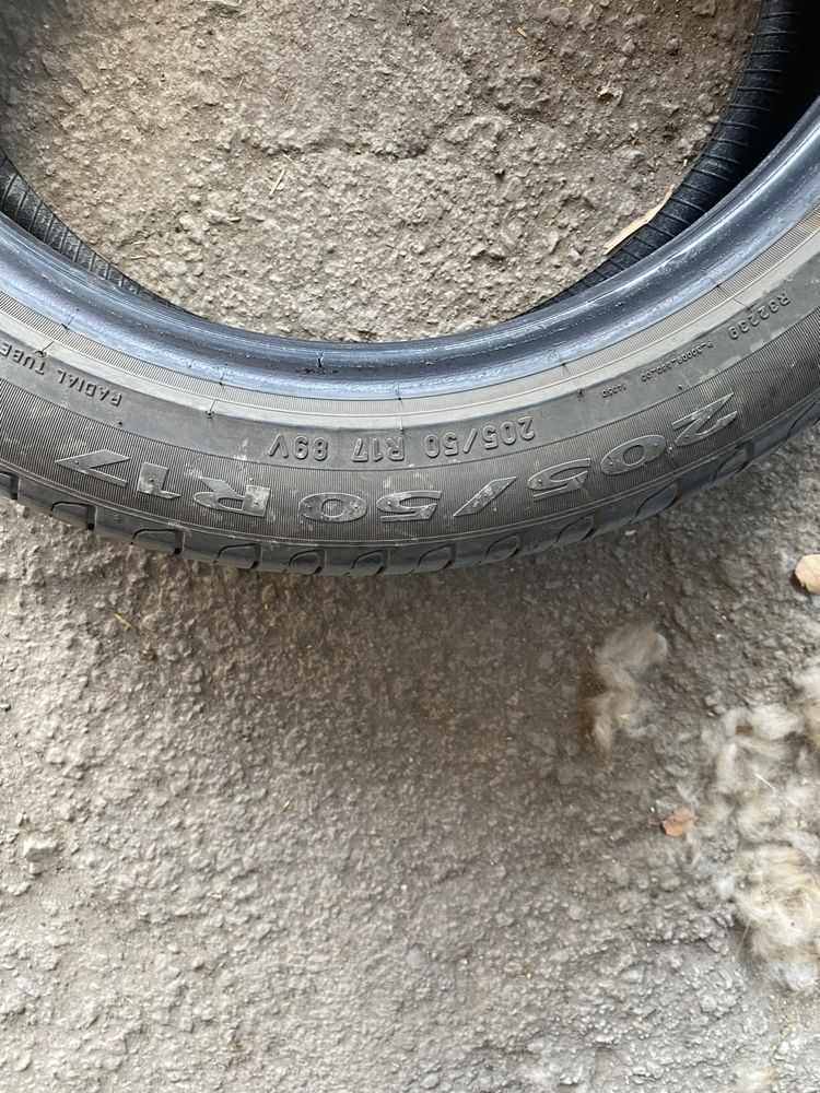 Продам резину от весты