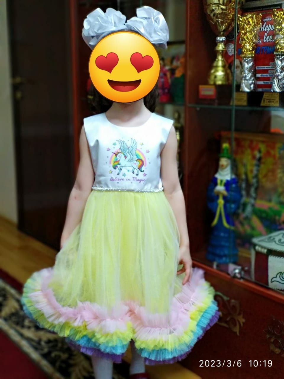 Платья нарядные детские на 5 - 6 лет. Ул.Спасская.