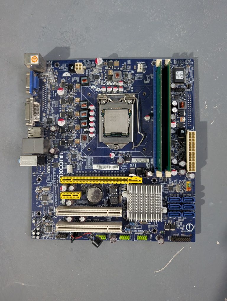 Материнская плата foxconn h55mxv lga1156 комплектом