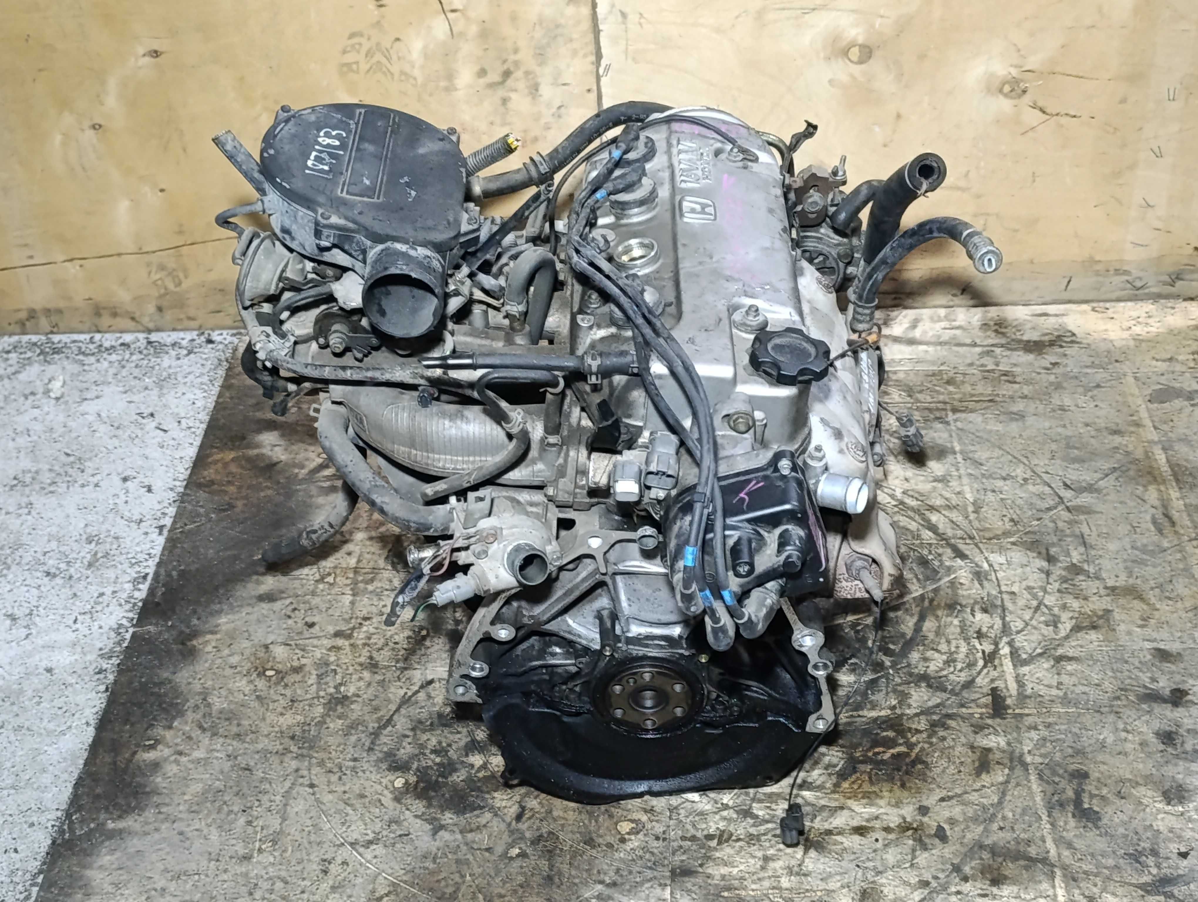 Двигатель D15 D15B2 1.5 моновпрыск Honda Civic EG ED EE EH EC D15B