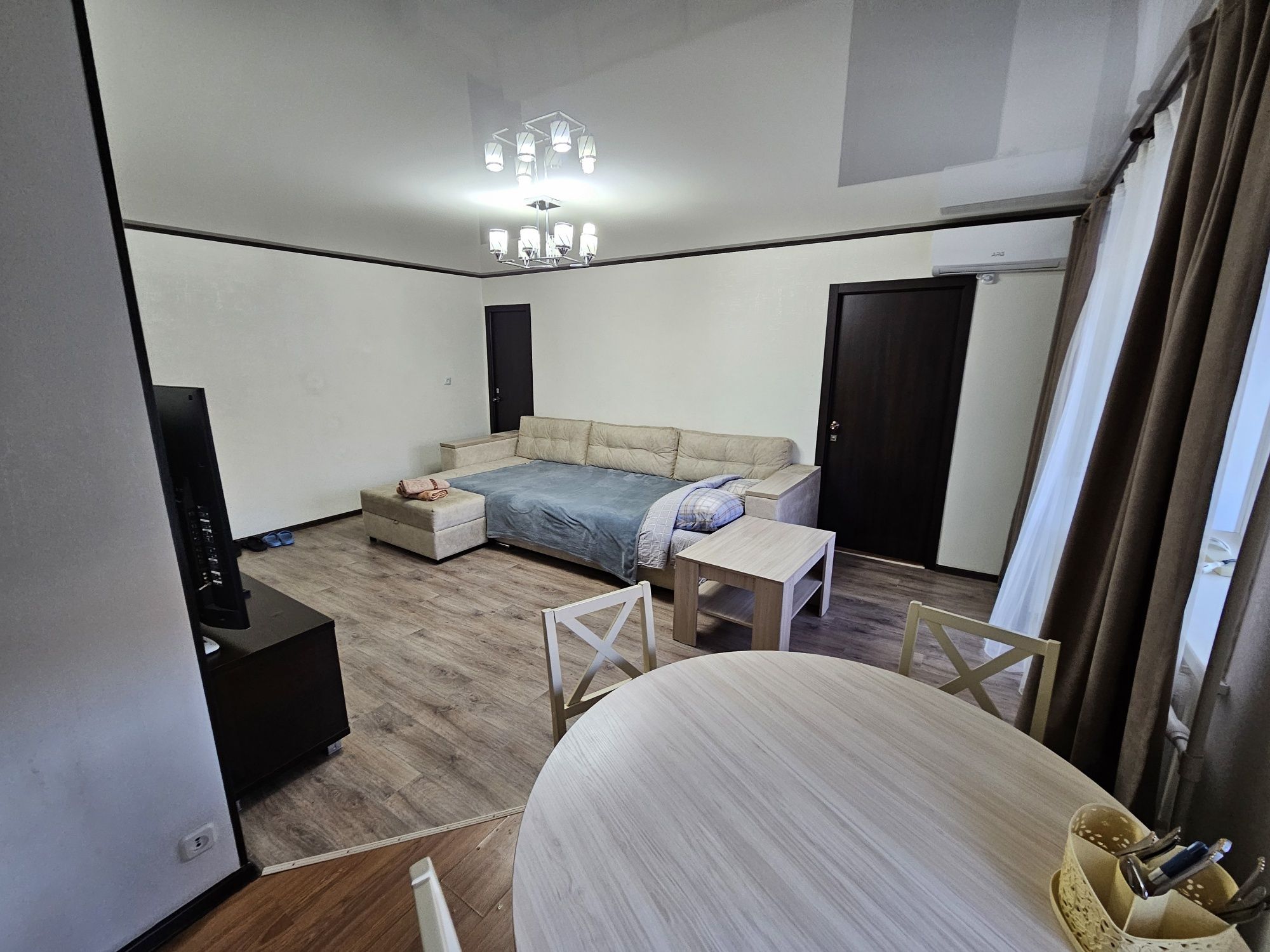 2-комнатная,jacuzzi,TV 165см,королевская кровать