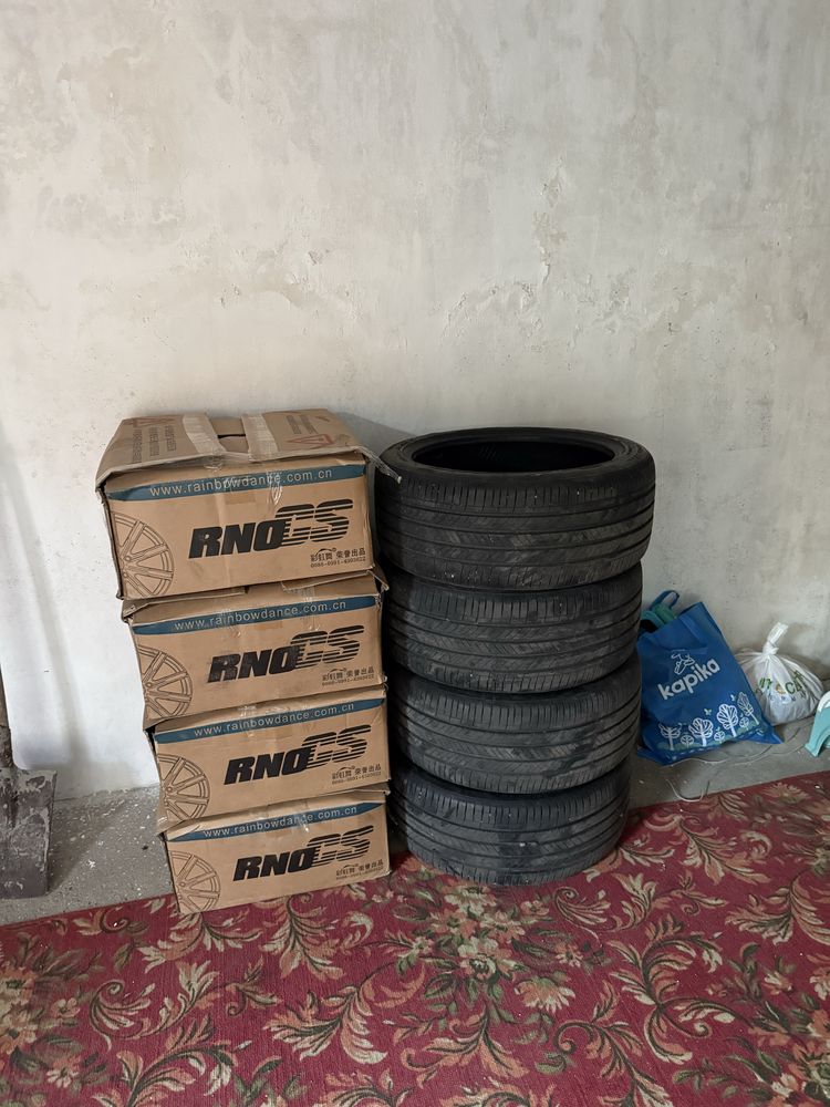 Продам диски 18 размера