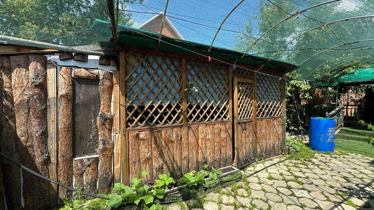 Продам Дом Центр Города! 122,8 квадрата!  Гараж! Беседка!