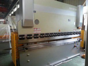 Продам станки токарные 1к62,16к20,1м63
