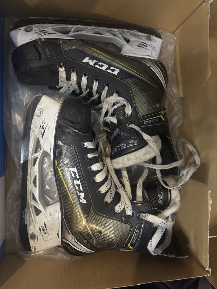 продам коньки ccm tacks 9060