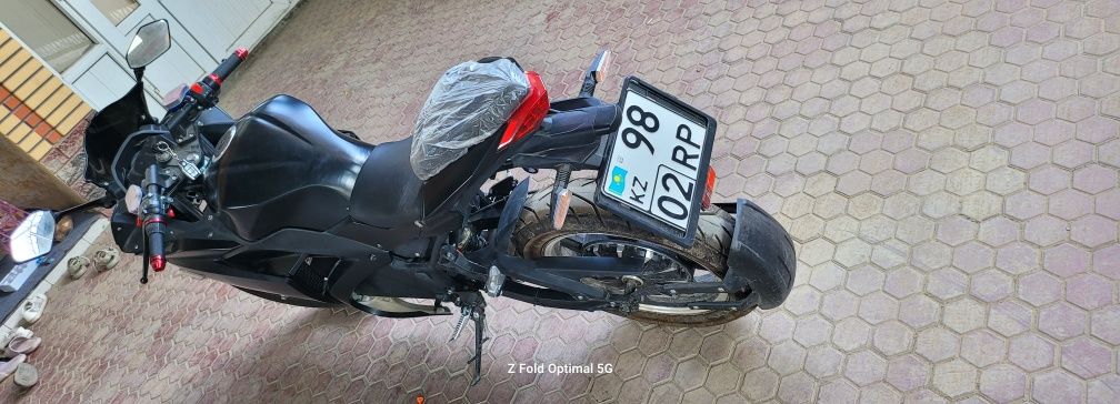 Yamaha R3 электробайк
