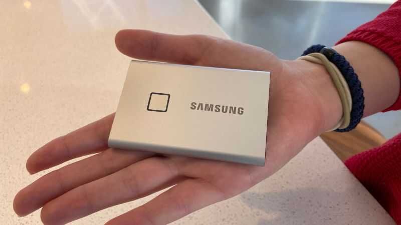 Samsung T7 Touch внешний SSD 1TB