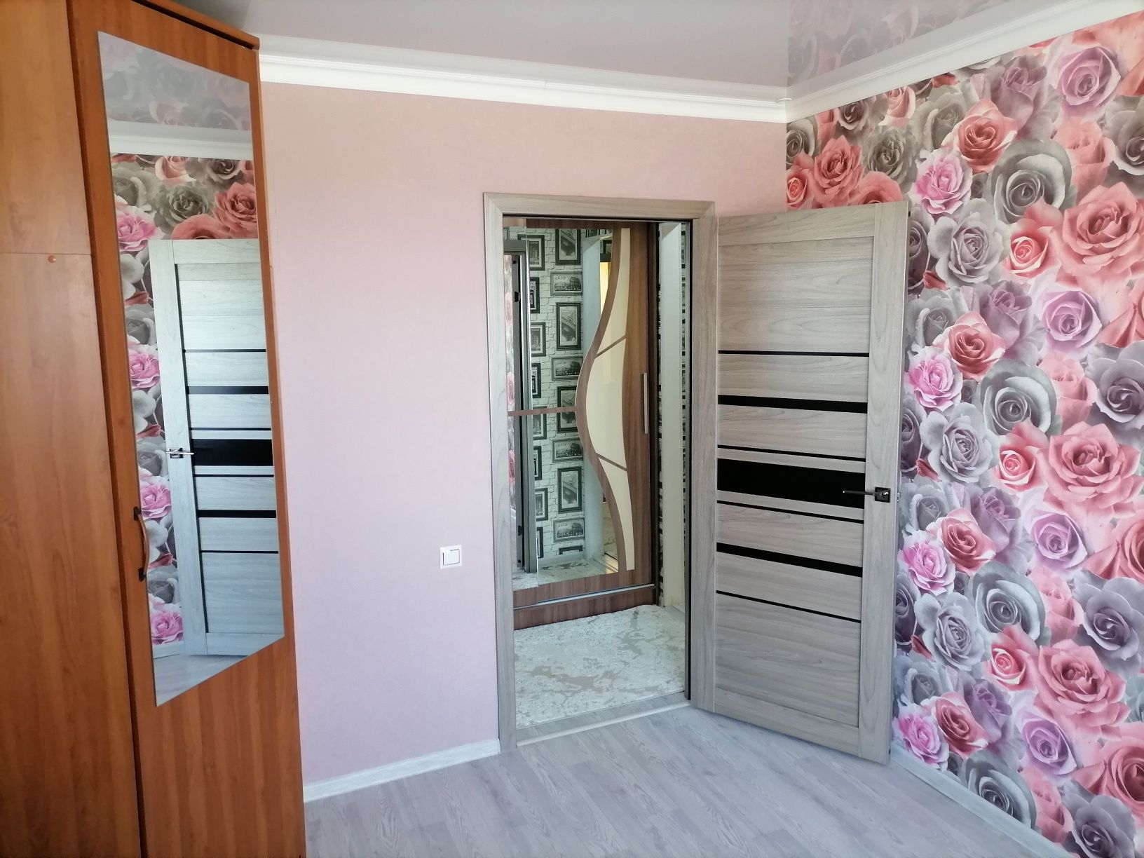 Продам двух комнатную квартиру