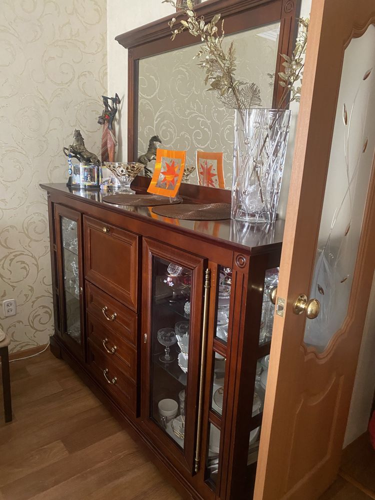 Продаю мебель