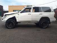 Toyota Land Cruiser 105 по запчастям