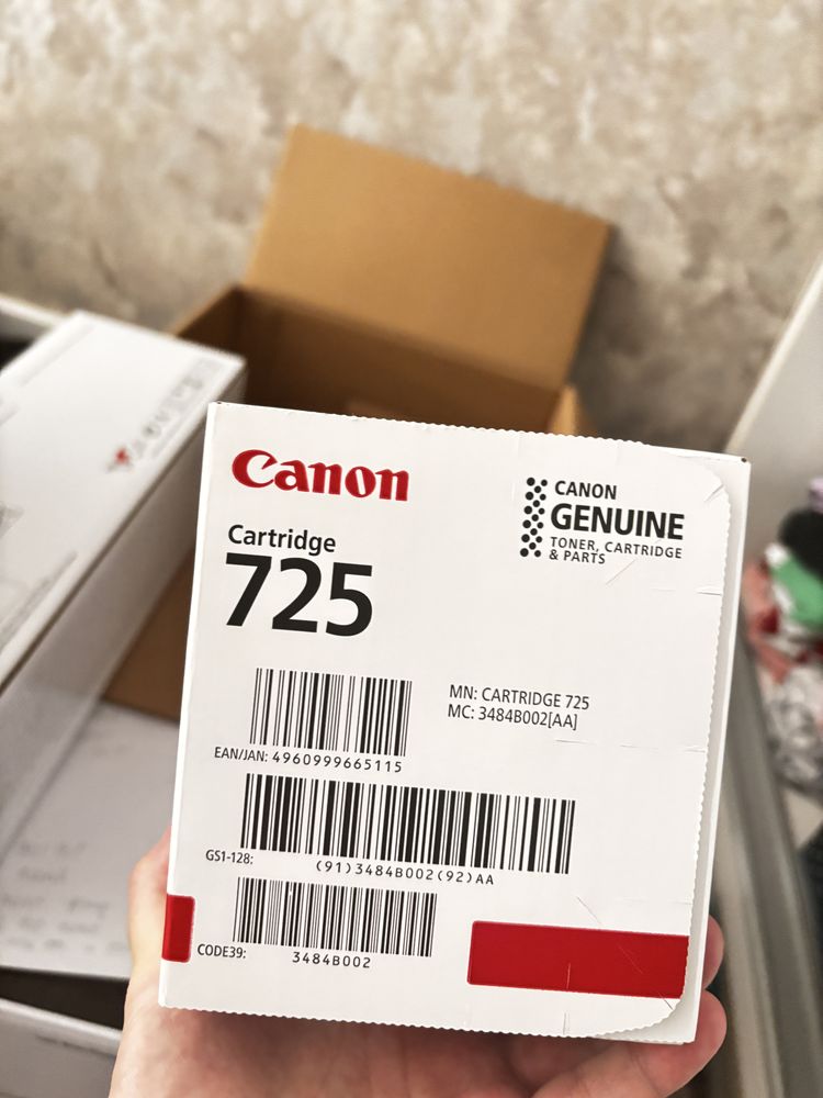 Продам картридж 725 Canon оригинал