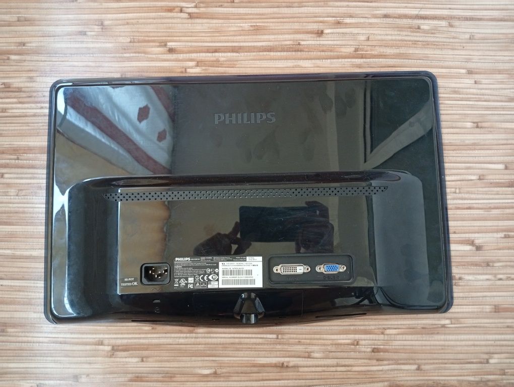 Продам монитор Philips