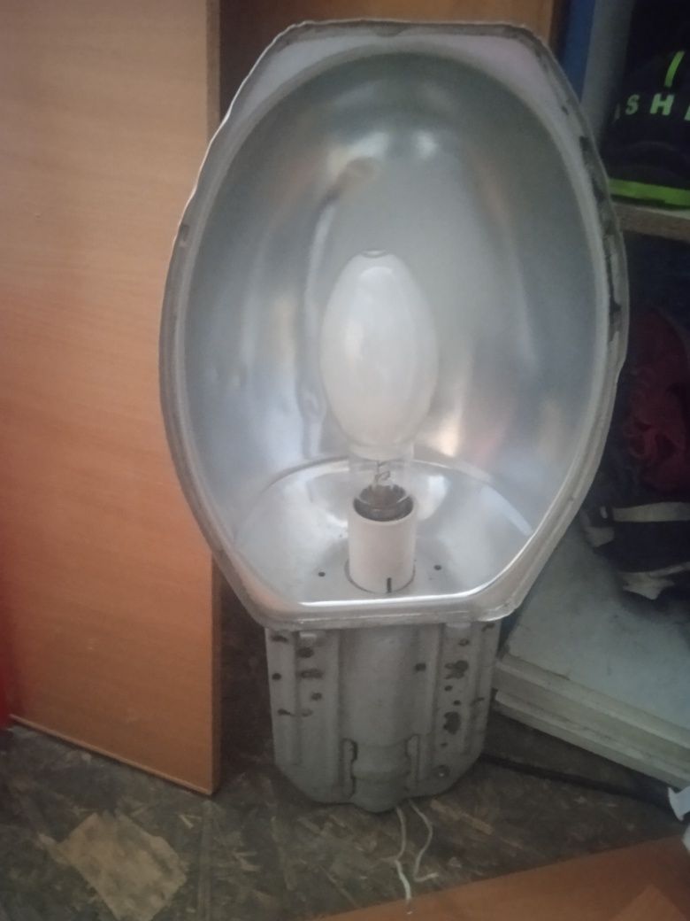 Продам прожектор
