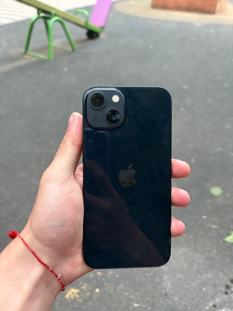 Iphone 13 в хорошем состоянии