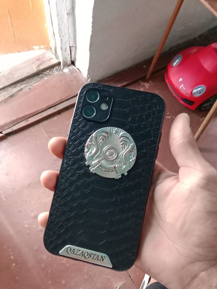 Iphone 11 на 128гб
